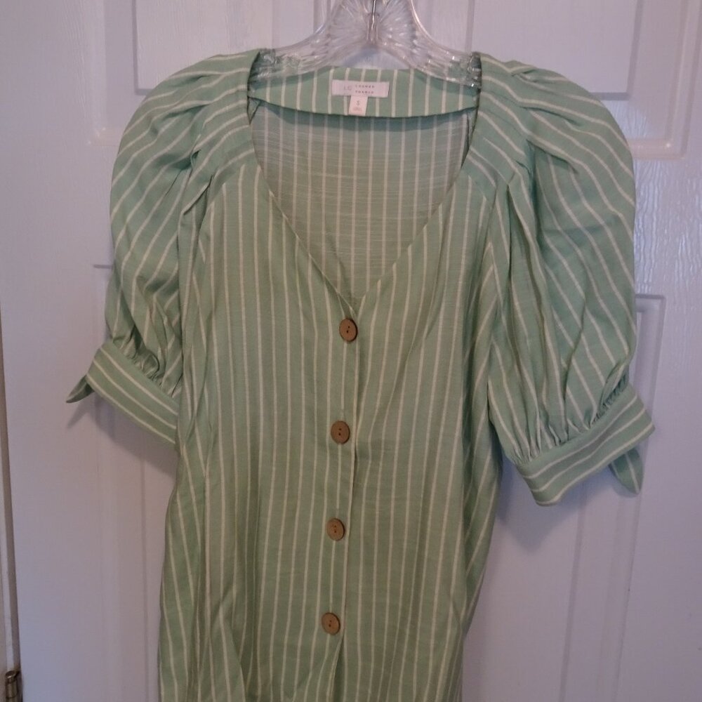 Lauren Conrad Lite green stripe  Billow short sleeve beige Buttons shirt S